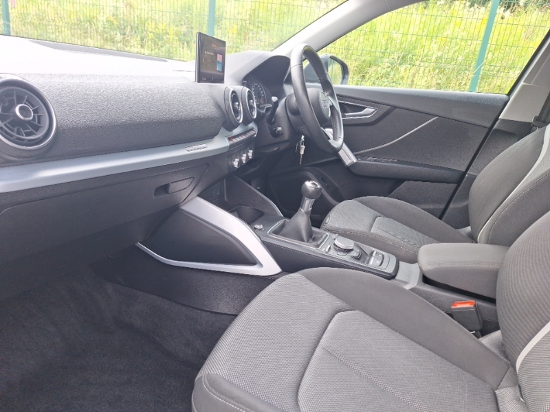 Audi Q2 30 Tfsi Sport Grey #5