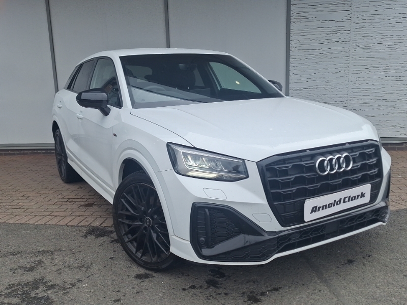 Audi Q2 35 Tfsi Black Edition EJ70EKH White