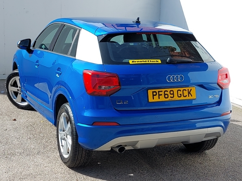 Audi Q2 30 Tdi Sport Blue #2