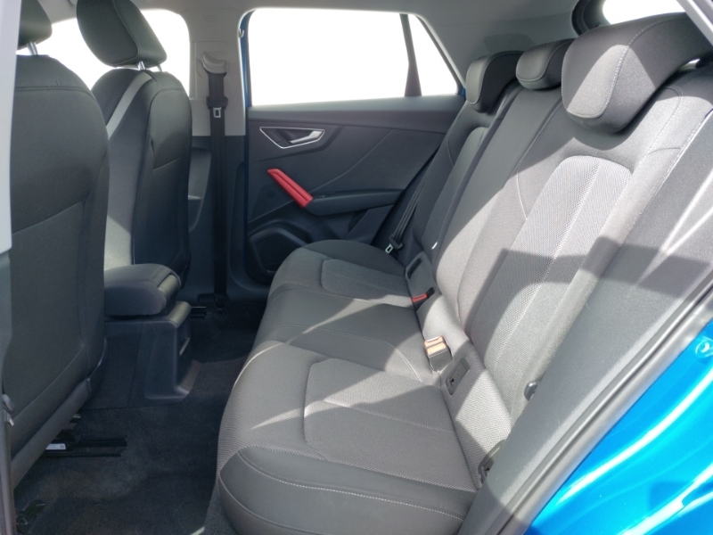 Audi Q2 30 Tdi Sport Blue #6
