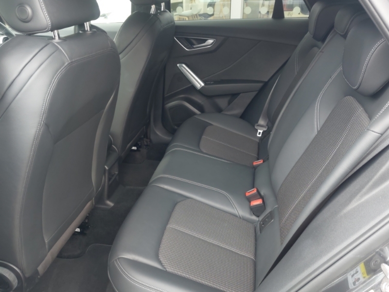 Audi Q2 35 Tfsi Black Edition S Tronic Grey #6