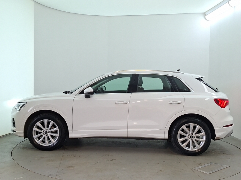Audi Q3 35 Tfsi Sport White #4
