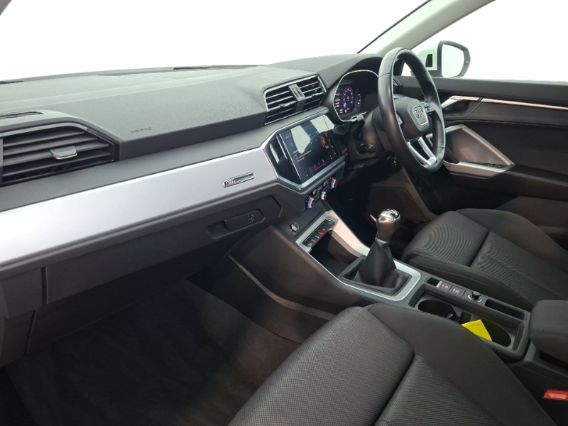 Audi Q3 35 Tfsi Sport White #5