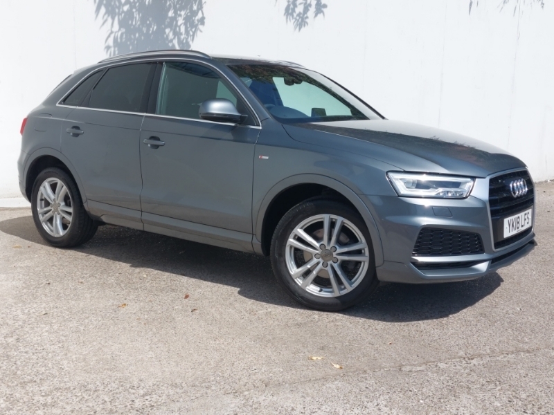 Audi Q3 Audi Estate Special Edition 2.0T Fsi Quattro Black White #7