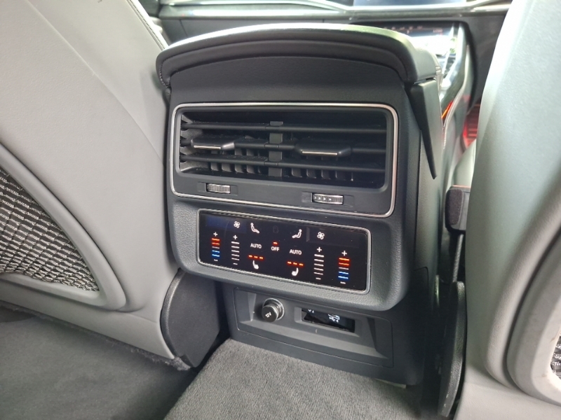Audi Q8 Audi Estate 50 Tdi Quattro Vorsprung Ti Blue #17