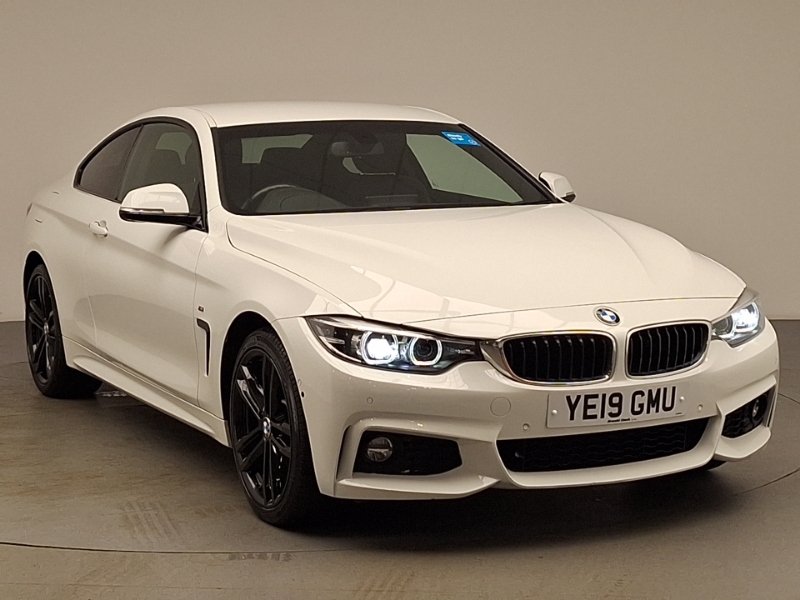 BMW 4 Series 420I Xdrive M Sport Professional Media White