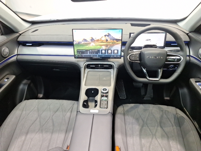 Chery Tiggo 8 1.5T Phev Summit Dht White #3