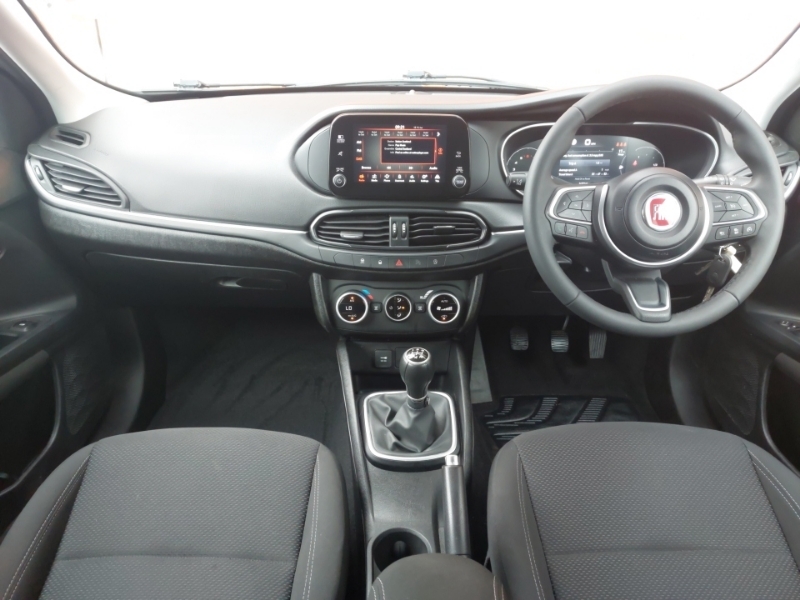 Fiat Tipo 1.0 City Life Black #3
