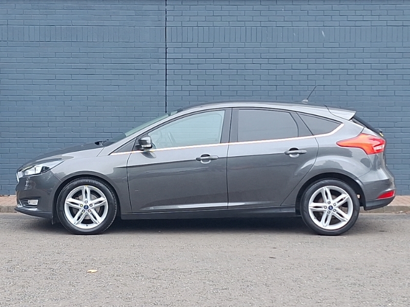 Ford Focus Estate 1.0T Ecoboost Zetec Edition Euro 6 Ss Grey #4