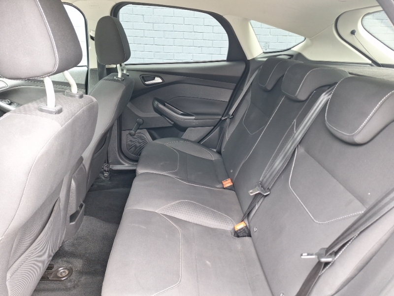 Ford Focus Estate 1.0T Ecoboost Zetec Edition Euro 6 Ss Grey #6