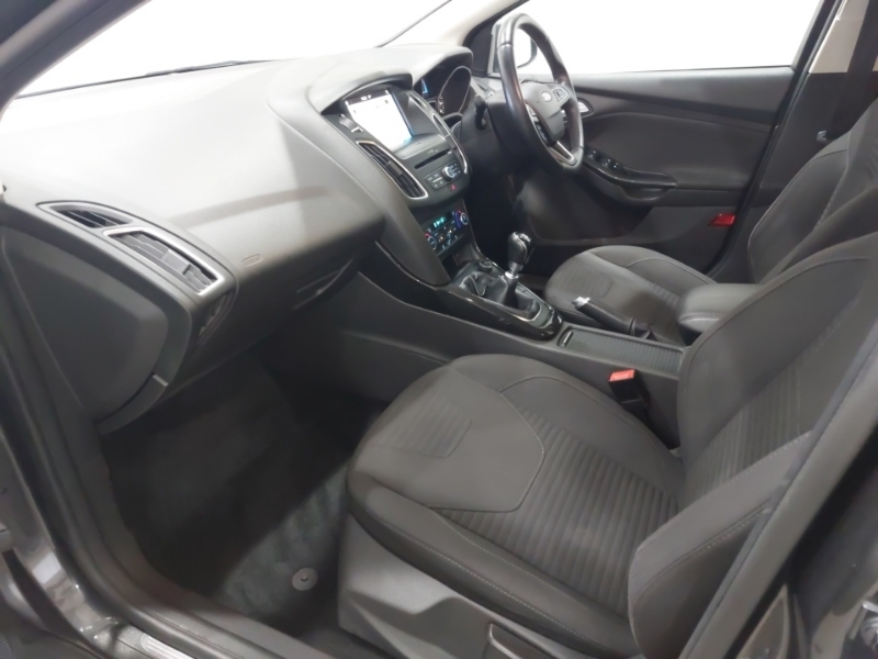 Ford Focus 1.5 Tdci 120 Titanium Grey #5