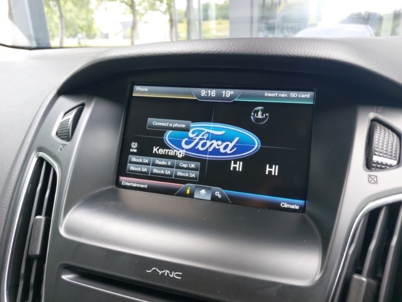 Ford Focus 1.5 Tdci Titanium Estate Euro 6 Blue #10