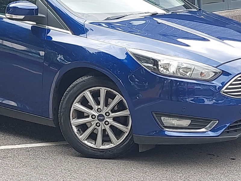 Ford Focus 1.5 Tdci Titanium Estate Euro 6 Blue #20