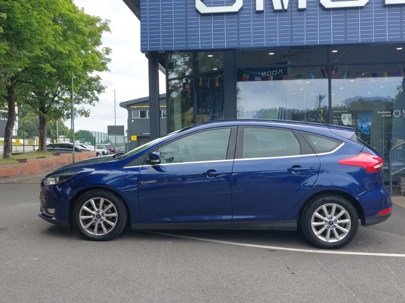 Ford Focus 1.0 Ecoboost 125 Titanium Blue #4