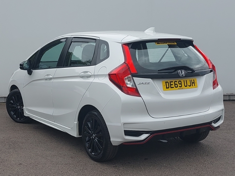 Honda Jazz 1.5 I-vtec Sport Cvt White #2