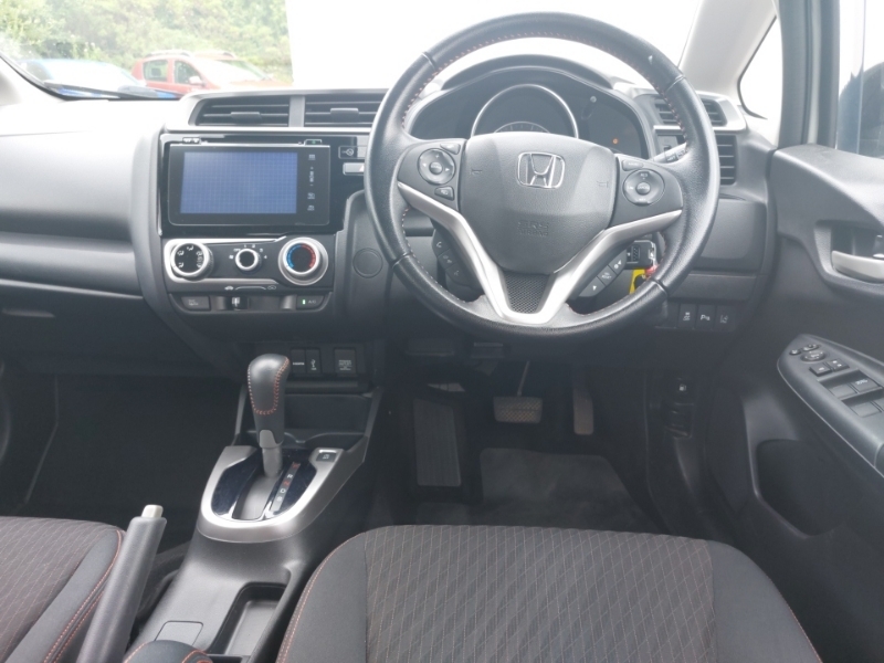 Honda Jazz 1.3 I-vtec Se Navi Hatchback Cvt Euro 6 White #8