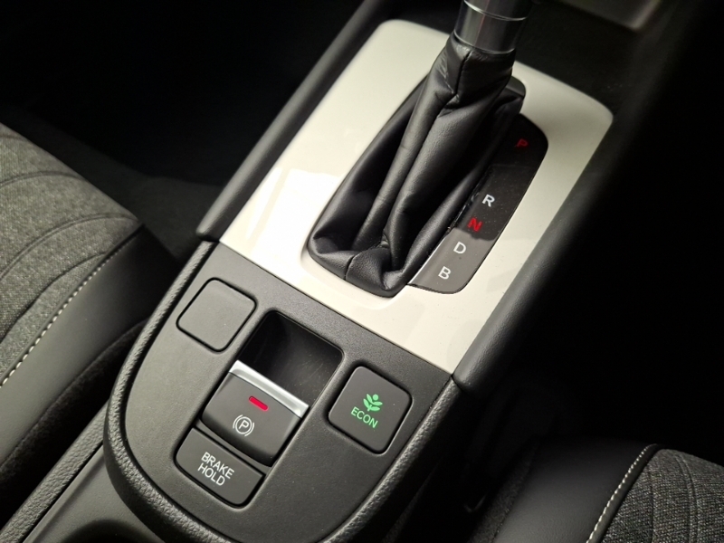 Honda Jazz 1.5 I-mmd Hybrid Advance Sport Ecvt Red #14