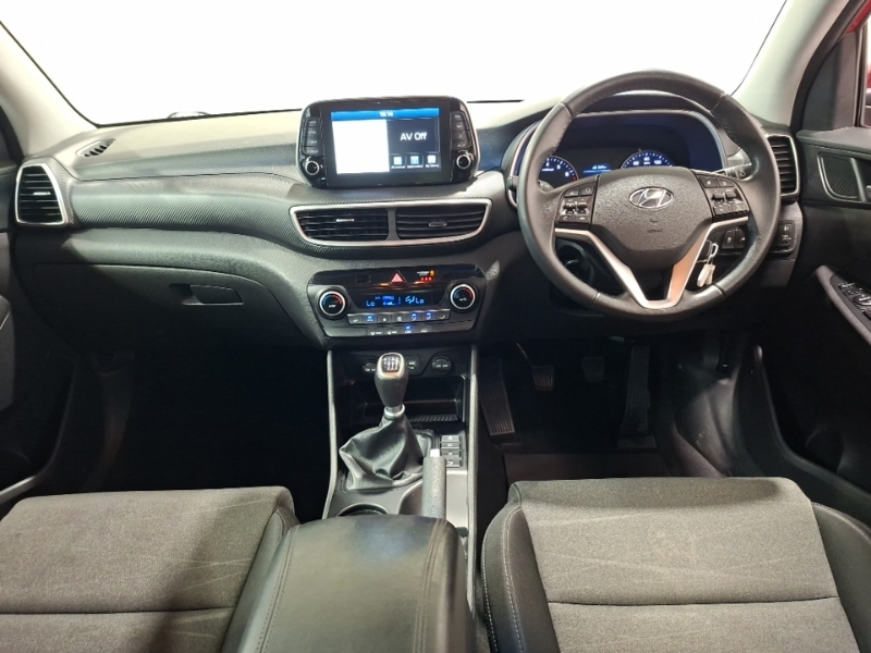 Hyundai Tucson 1.6 Gdi Se Nav 2Wd Red #3