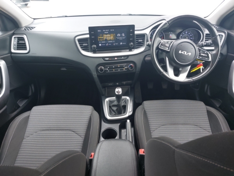 Kia Xceed 1.5T Gdi Isg 2 Black #3