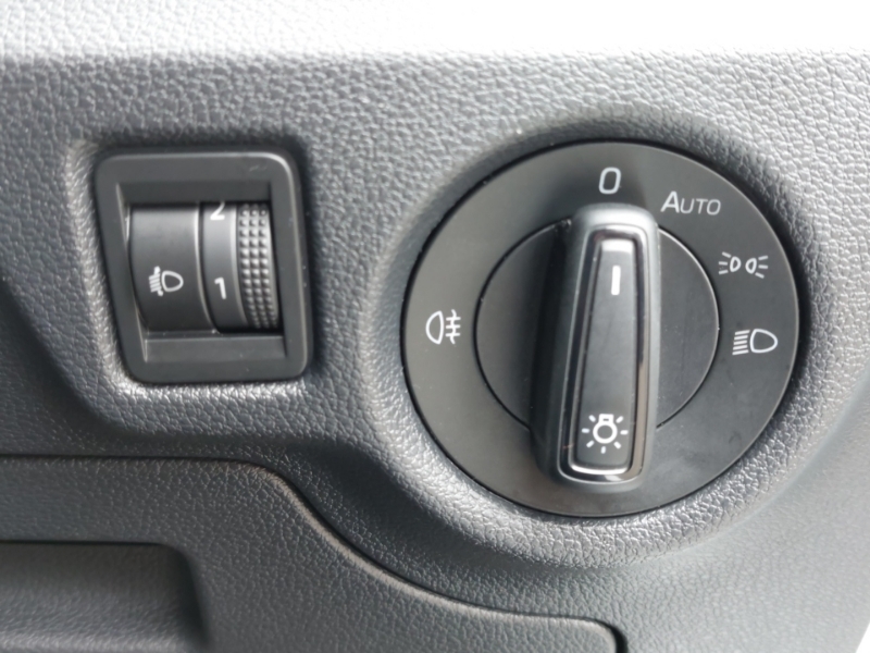 Skoda Kamiq 1.5 Tsi Monte Carlo Red #17