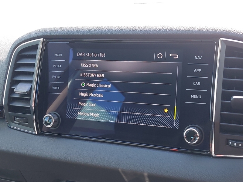 Skoda Karoq 1.0 Tsi Se L 115 Bhp Sat Nav Apple Car Play Green #11