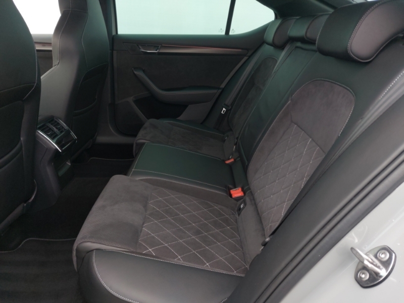 Skoda Superb 2.0 Tdi Cr Sport Line Plus Dsg Grey #6