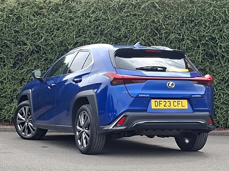 Lexus UX 250H 2.0 F-sport Design Cvt Blue