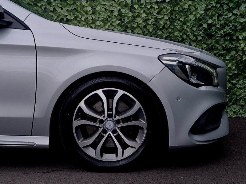 Mercedes-Benz CLA Class Saloon 2.1 Cla220d Amg Line Coupe 7G-dct Euro 6 S Black #14