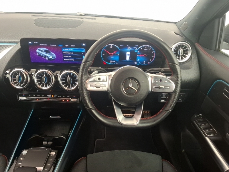 Mercedes-Benz GLA Class 1.3 Gla200 Sport Executive Suv 7G-dct Black #8
