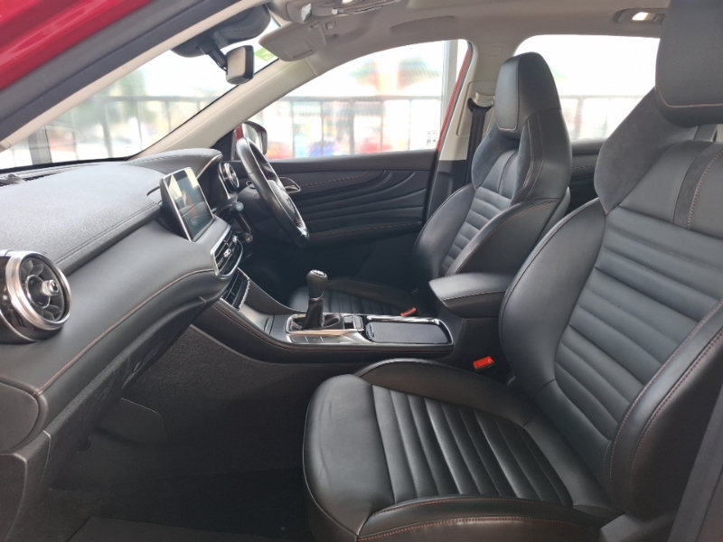 MG HS 1.5 T-gdi Exclusive LJ21FDB Red #5