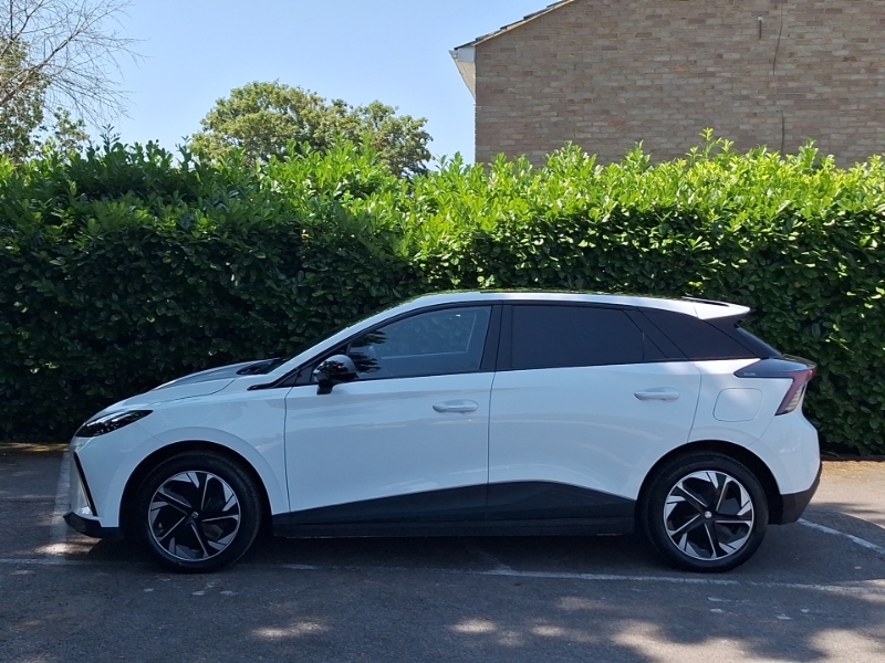 MG MG4 150Kw Trophy Ev Long Range 64Kwh SM23FGO White #4