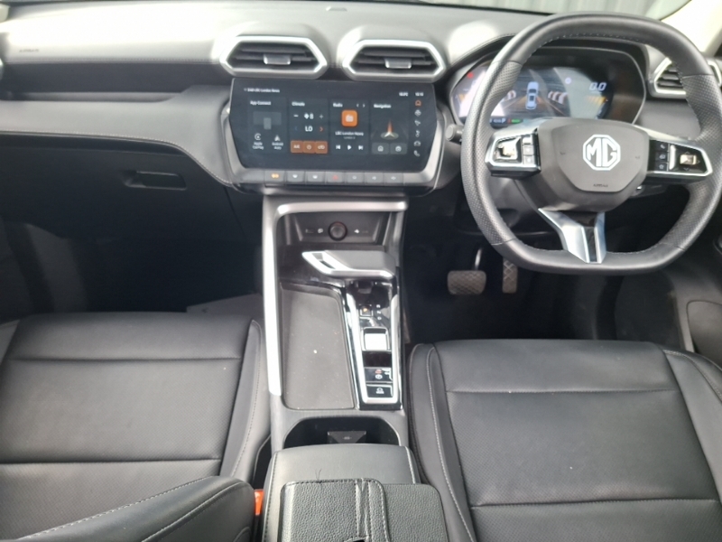 MG ZS 1.5 Hybrid Trophy Black #3