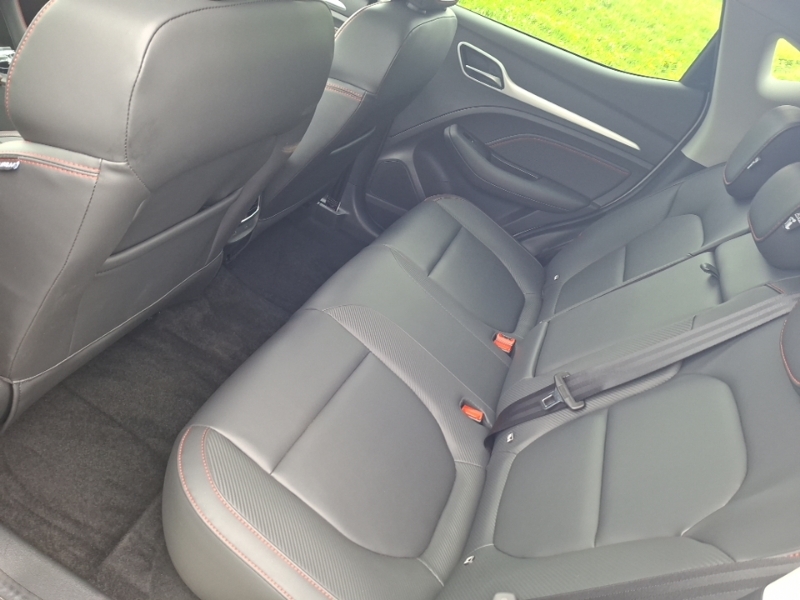 MG ZS 115Kw Trophy Ev Long Range 73Kwh White #6