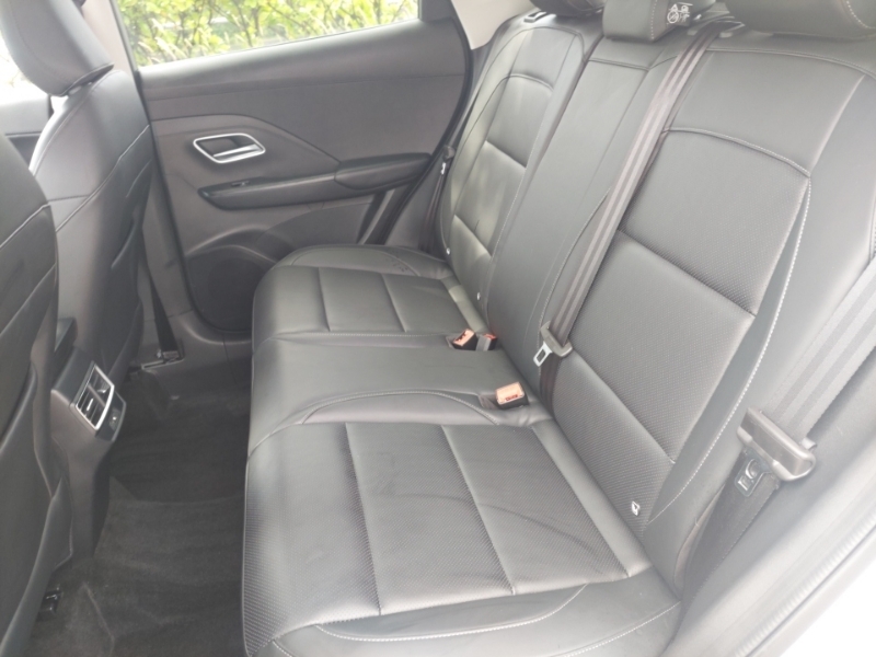 MG ZS 1.5 Hybrid Trophy LB25EWZ Silver #6