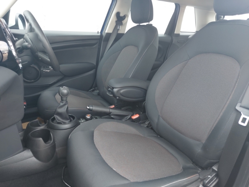 Mini Hatch 1.5 Cooper Classic II SY69XYP Blue #5