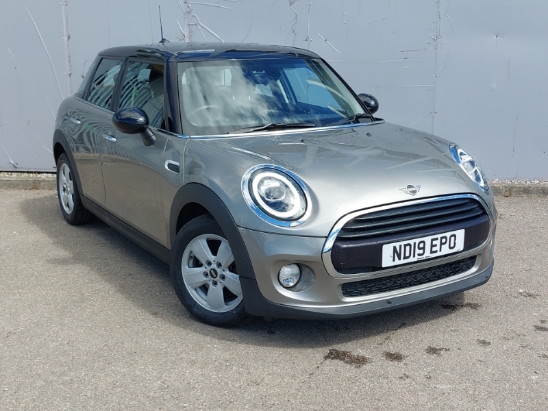 Mini Hatch 1.5 Cooper Classic II Silver