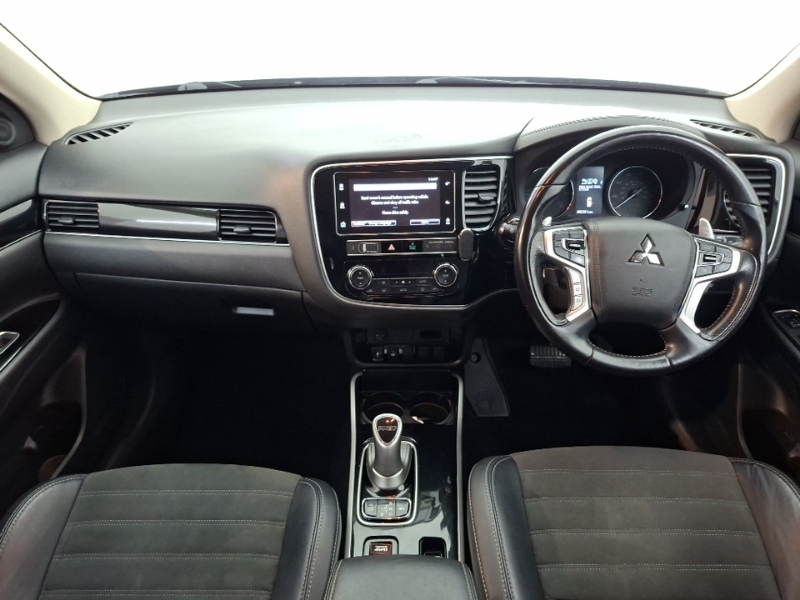 Mitsubishi Outlander 2.4 Phev Juro Black #3