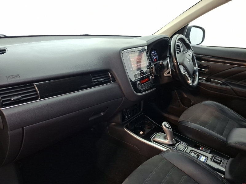 Mitsubishi Outlander 2.4 Phev Juro Black #5