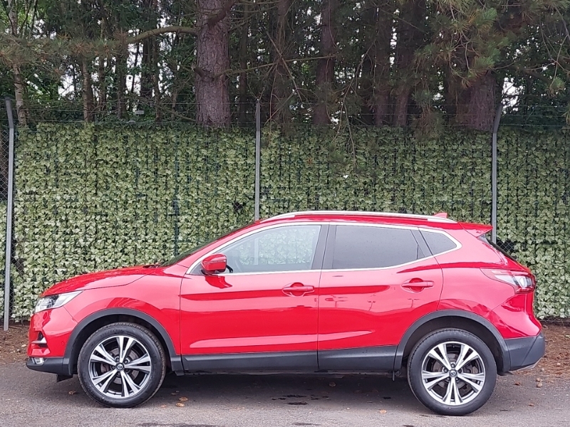 Nissan Qashqai 1.3 Dig-t N-connecta NL69TZP Red #4