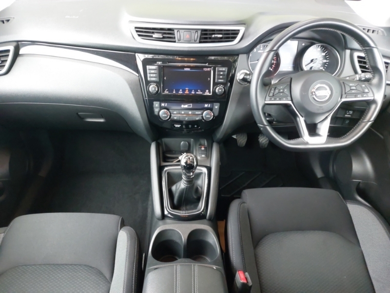 Nissan Qashqai 1.3 Dig-t N-connecta NL69TZP Red #3
