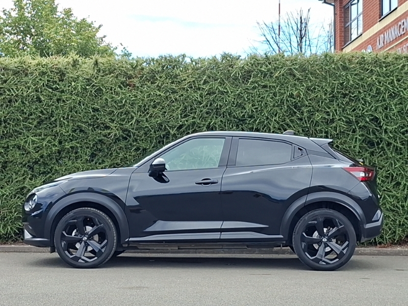 Nissan Juke 1.0 Dig-t Tekna Black #4