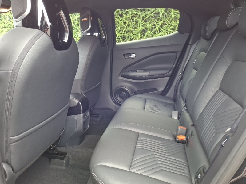 Nissan Juke 1.0 Dig-t Tekna Black #6