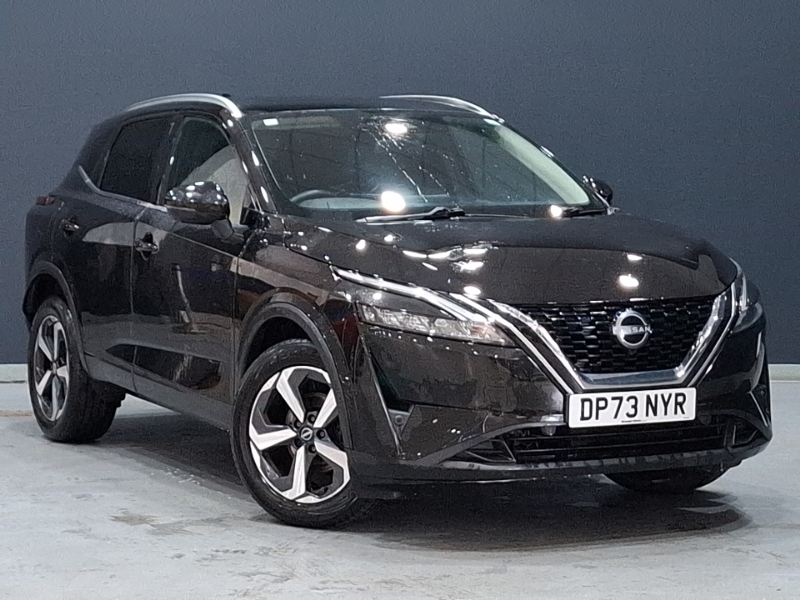 Nissan Qashqai 1.3 Dig-t Mh 158 N-connecta Glass Rf Xtronic Black
