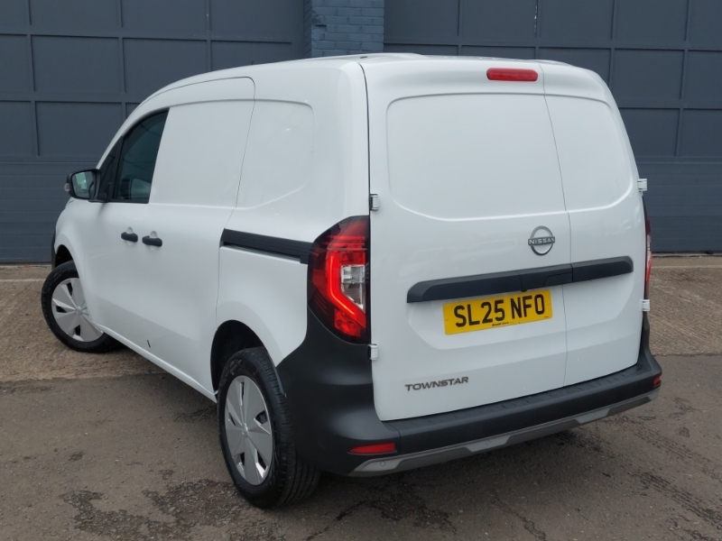 Nissan TOWNSTAR 1.3 Acenta Van White #2