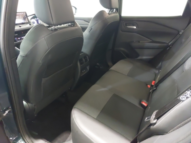 Nissan Qashqai 1.3 Dig-t Mh N-connecta SO25BHF Green #6