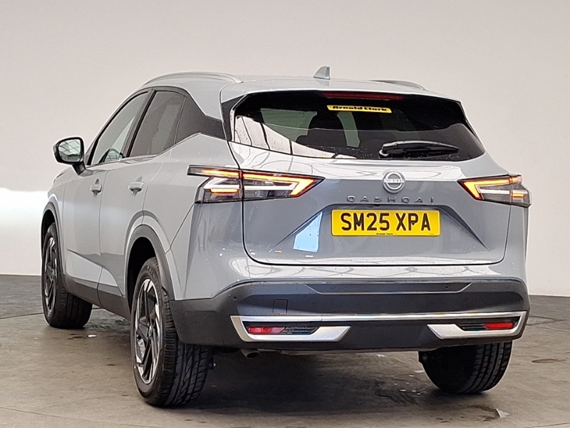 Nissan Qashqai 1.3 Dig-t Mh N-connecta Glass Roof SM25XPA Grey #2