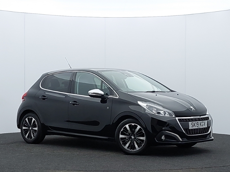 Peugeot 208 1.2 Puretech Signature Hatchback Black #7