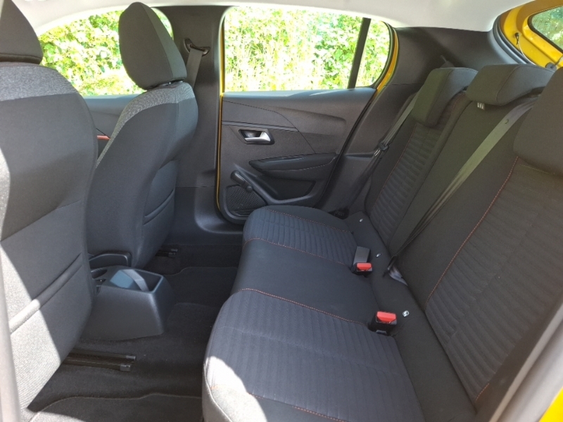 Peugeot 208 1.2 Puretech 100 Active Eat8 Yellow #6