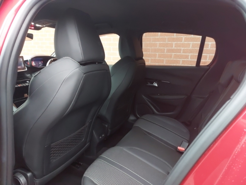 Peugeot 208 1.2 Puretech 130 Gt Line Eat8 Red #6