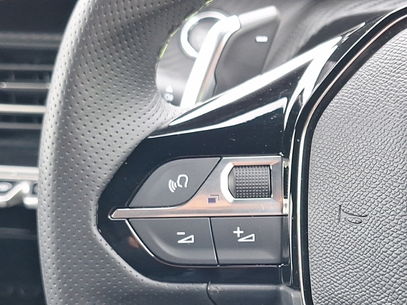 Peugeot 208 1.2 Hybrid 110 Gt E-dsc6 2025 Grey #12
